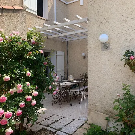 Charmante Villa Avec Piscine *
